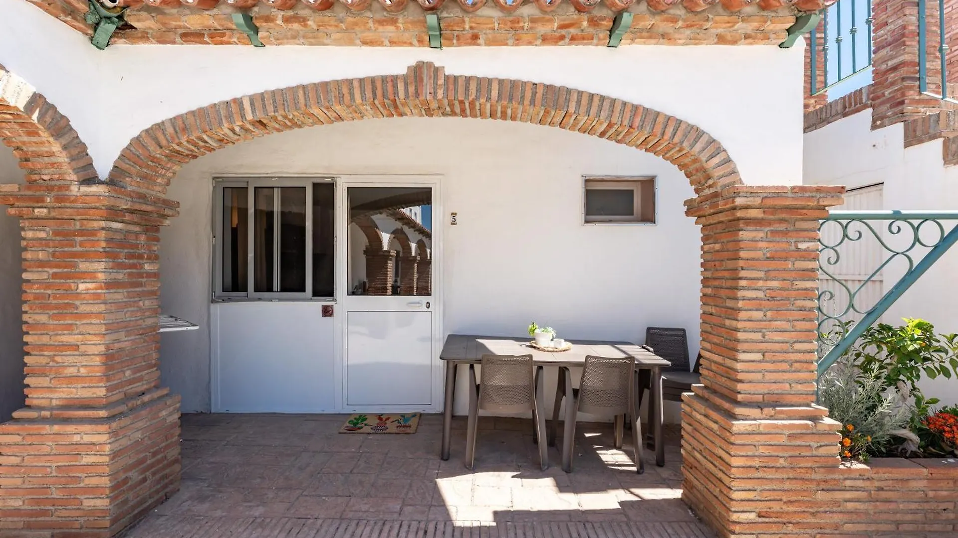Bed and Breakfast La Casa De Familia Màlaga